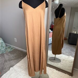 Old Navy Tan Sleeveless Midi Dress